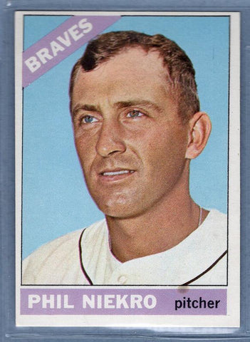 1966 Topps #28 Phil Niekro (HOF) EX-MT  GO466
