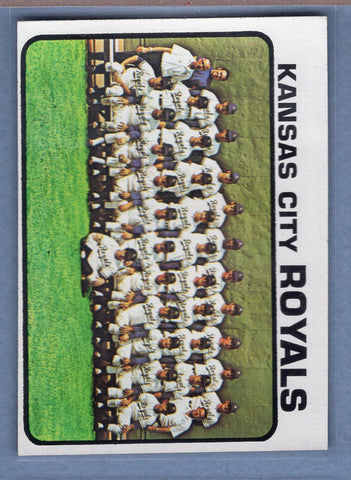 1973 Topps #347 Kansas City Rpyals Team  EX-MT  GO443