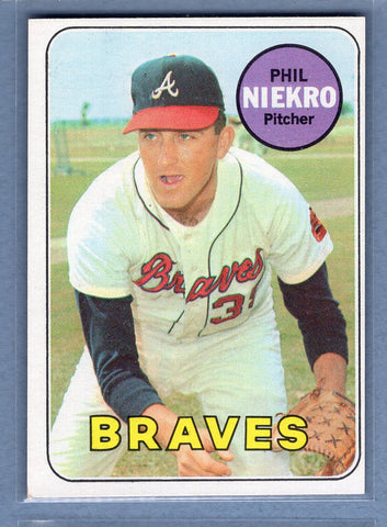 1969 Topps #355 Phil Niekro (HOF) (a) EX-MT  GOWAYY