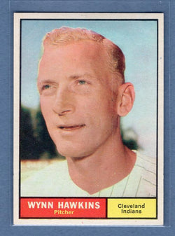 1961 Topps #34 Wynn Hawkins(2) NM GO220