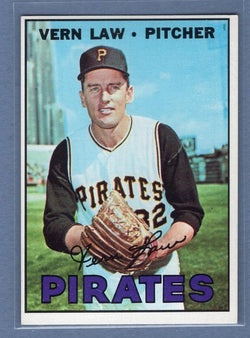 1967 Topps #351 Vern Law EX-MT   GO60