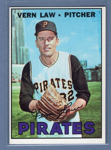1967 Topps #351 Vern Law EX-MT   GO60