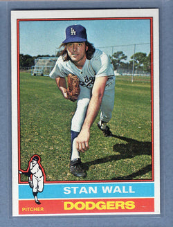 1976 Topps #584 Stan Wall  EX-MT