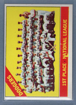 1966 Topps #238 Dodgers Team EX-MT  GO475