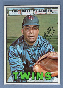 1967 Topps #15 Earl Battey EX-MT  GO397