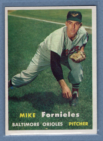 1957 Topps #116 Mike Fornieles EX-MT  GO150