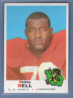 1969 Topps #153 Bobby Bell (HOF) EX-MT  GO250