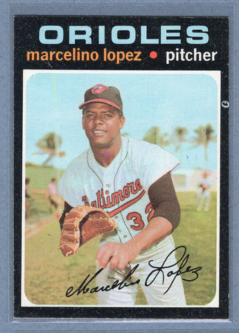 1971 Topps #137 Marcelino Lopez  (e) EX-MT  GO775