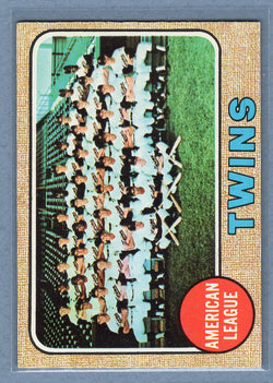 1968 Topps #137 Twins Team EX-MT  GO507