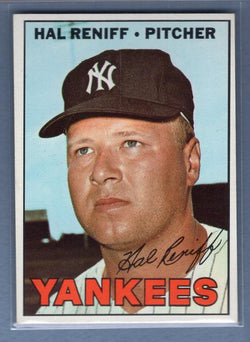 1967 Topps #201 Hal Reniff EX-MT  GO397