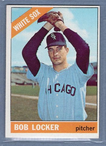 1966 Topps #374 Bob Locker EX-MT  GO466